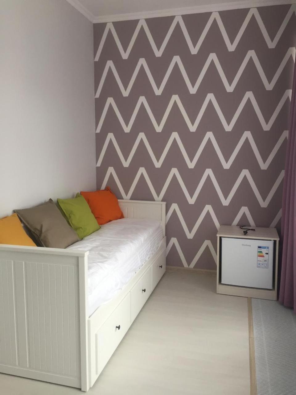Scandi Hotel Makinsk Eksteriør billede